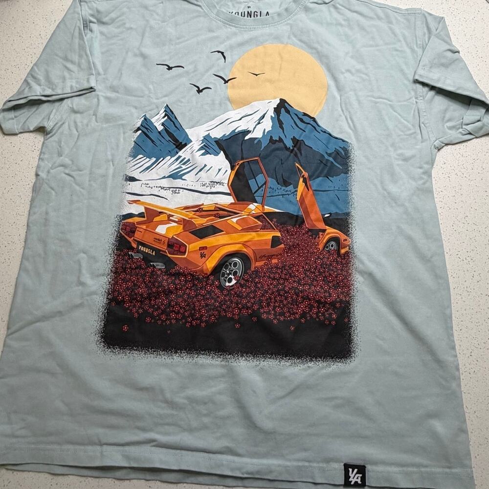 Nice Light blue YoungLA Men's t-shirt Size Medium